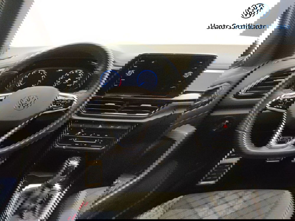 Volkswagen T-Roc usata a Varese (13)