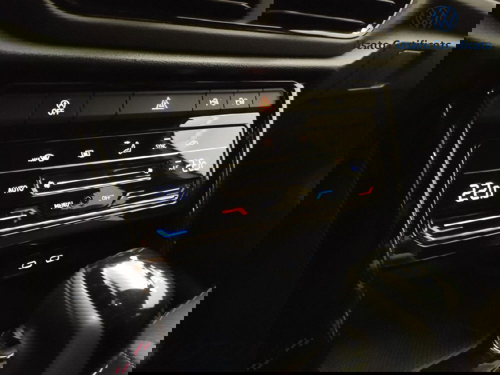Volkswagen T-Roc usata a Varese (14)