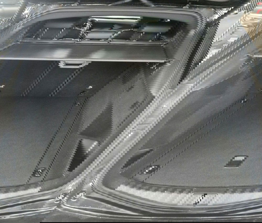 Alfa Romeo Stelvio usata a Terni (10)