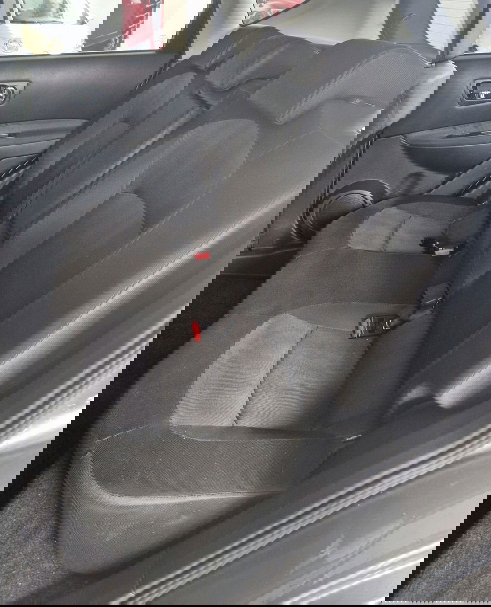 Nissan Qashqai usata a Terni (9)