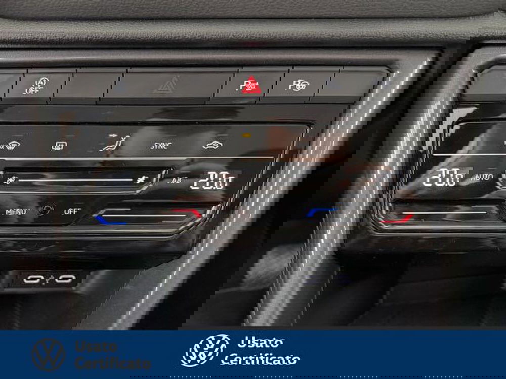 Volkswagen T-Roc usata a Vicenza (12)