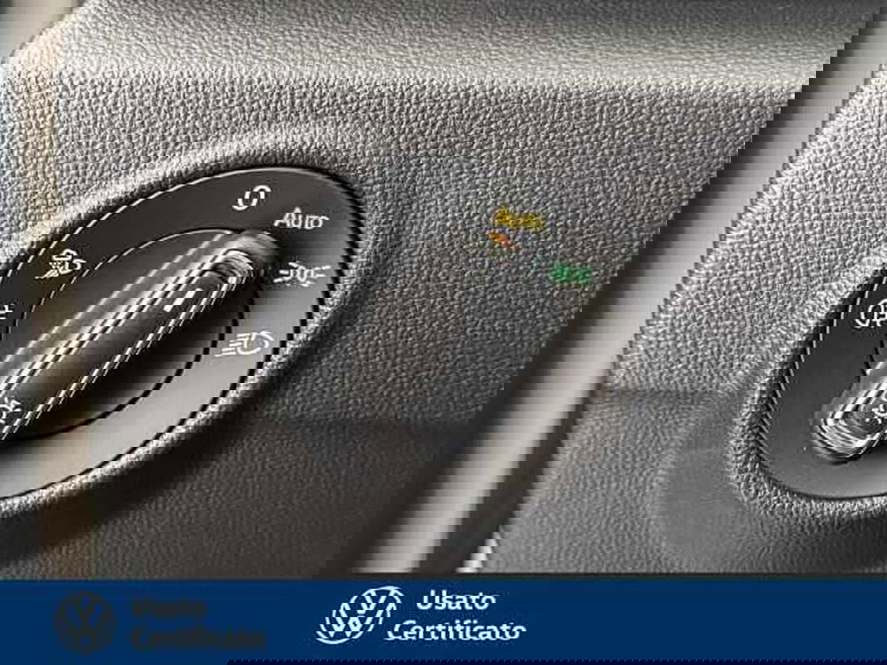 Volkswagen T-Roc usata a Vicenza (9)