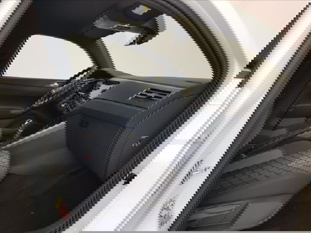 Volkswagen Polo nuova a Lucca (10)