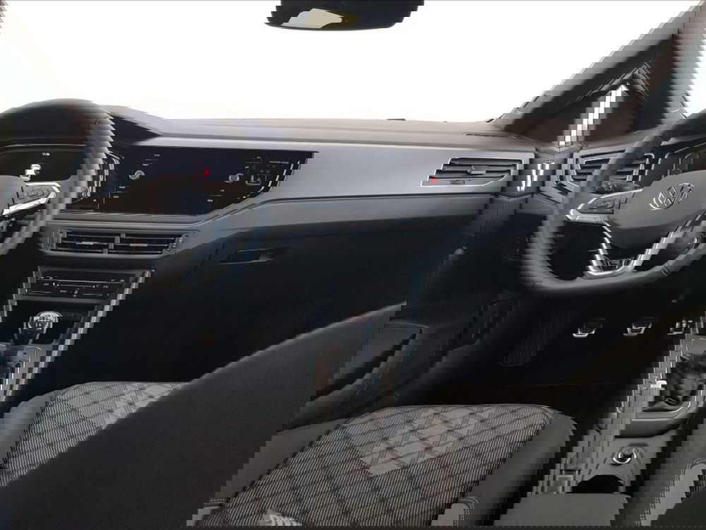 Volkswagen Polo nuova a Lucca (13)