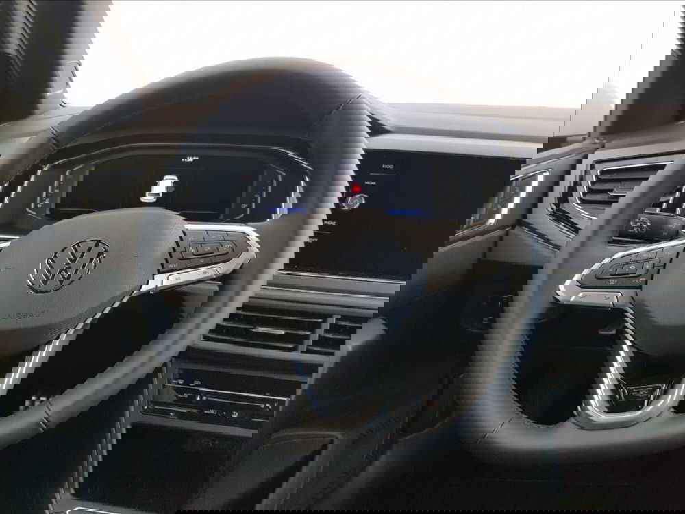 Volkswagen Polo nuova a Lucca (14)