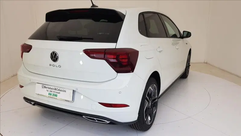 Volkswagen Polo nuova a Lucca (6)