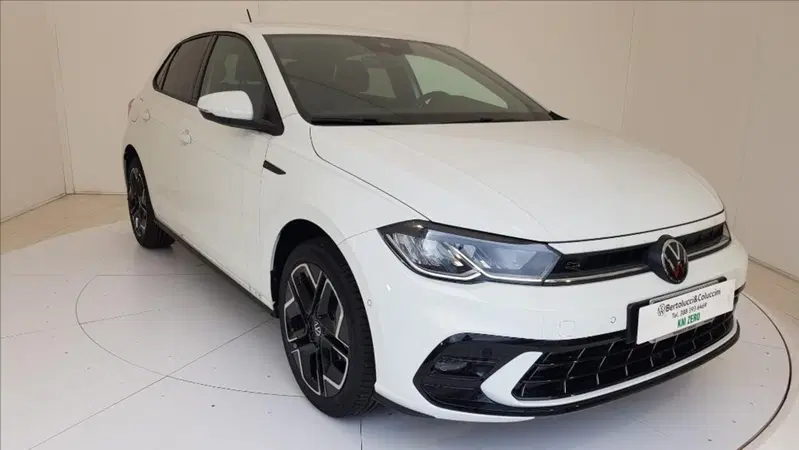 Volkswagen Polo nuova a Lucca (8)