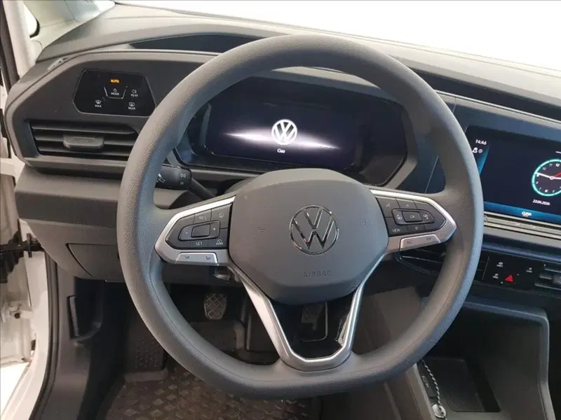 Volkswagen Caddy nuova a Lucca (16)