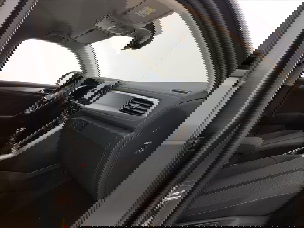 Volkswagen T-Roc nuova a Lucca (10)