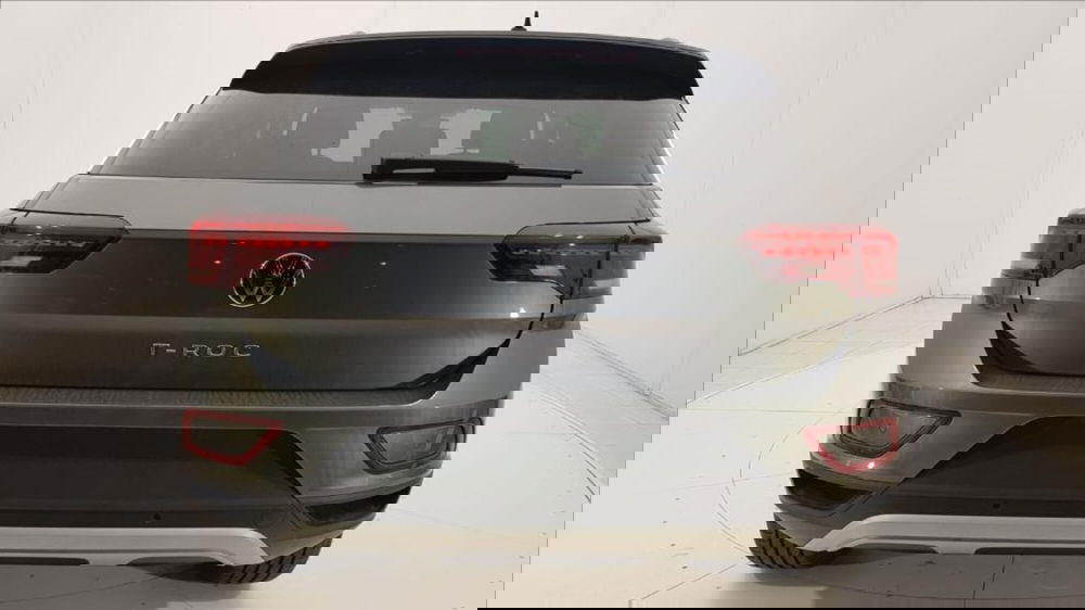 Volkswagen T-Roc nuova a Lucca (5)