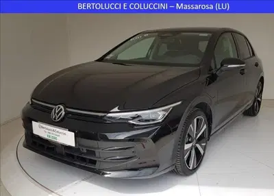 Volkswagen Golf 1.5 tsi ehybrid Edition 204cv dsg del 2025 usata a Massarosa