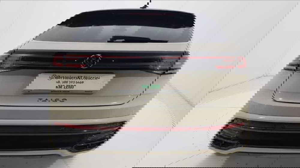 Volkswagen Taigo nuova a Lucca (5)