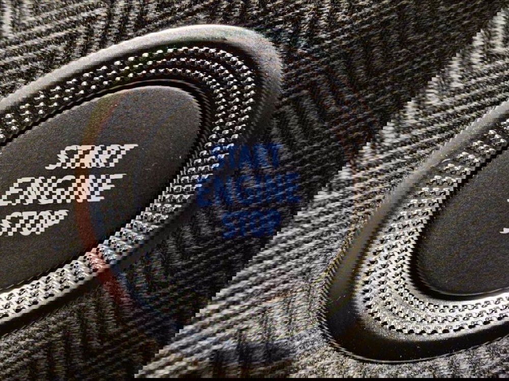 Renault Clio usata a Palermo (16)