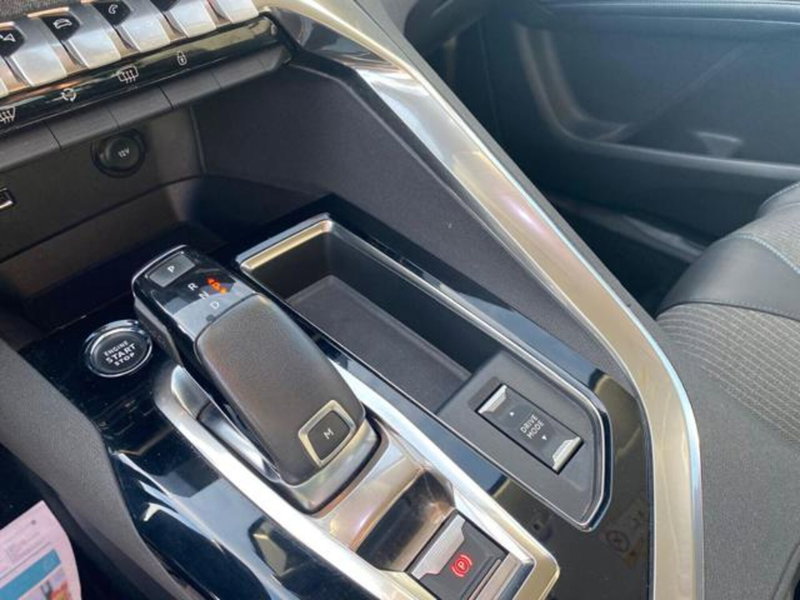 Peugeot 3008 usata a Salerno (18)