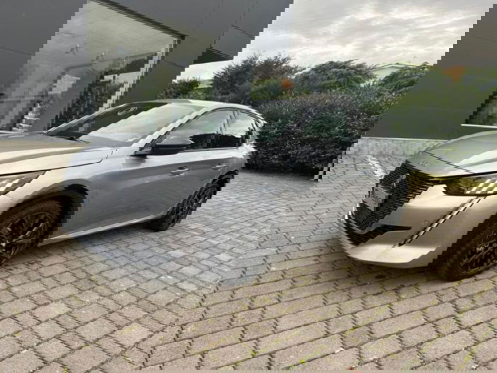 Peugeot 208 usata a Salerno (8)