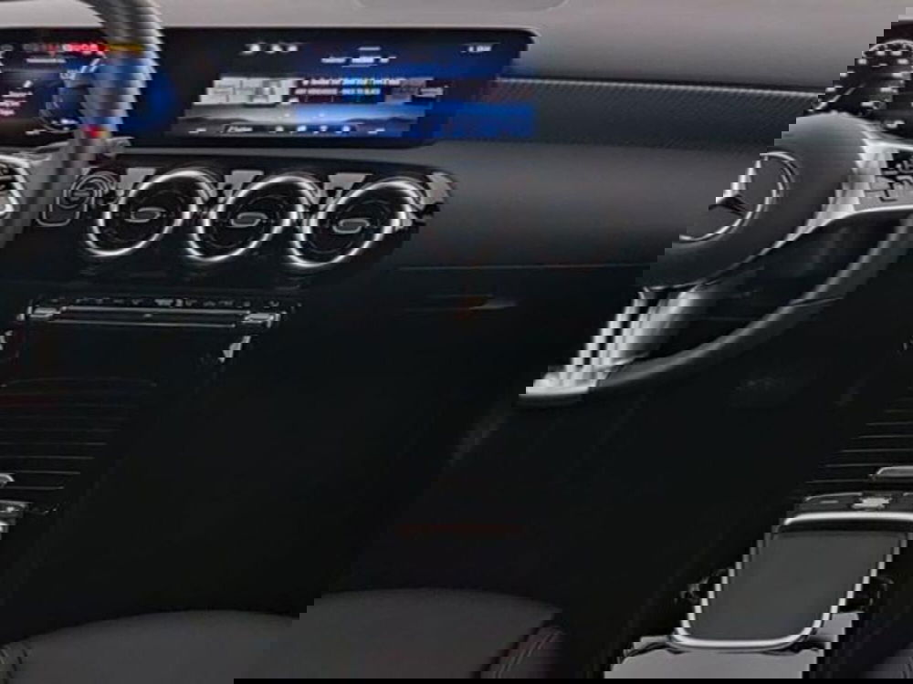 Mercedes-Benz Classe A usata a Milano (6)