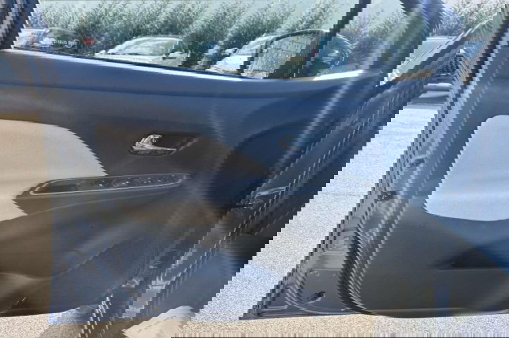 Nissan Micra usata a Latina (12)