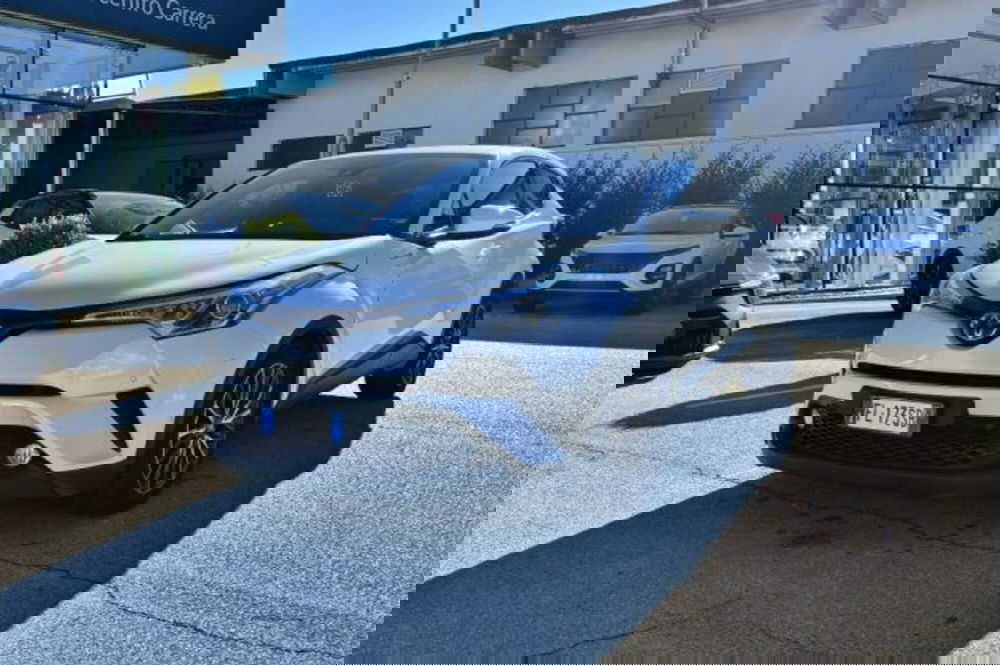 Toyota Toyota C-HR usata a Latina (3)