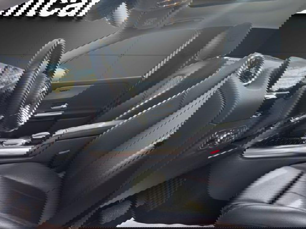 Mercedes-Benz GLA SUV usata a Milano (10)