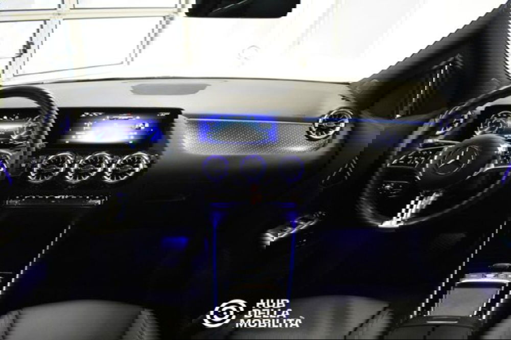 Mercedes-Benz EQA usata a Perugia (10)