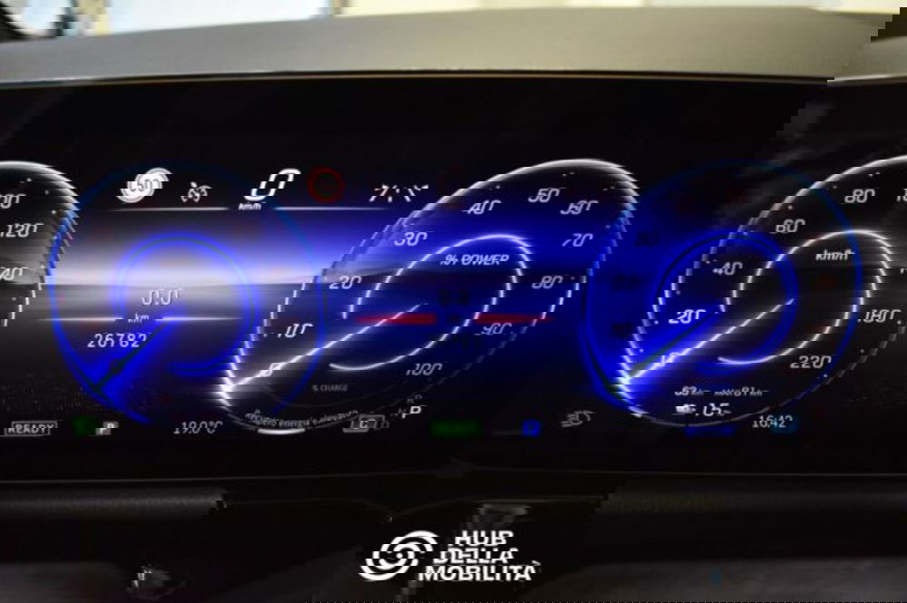 Mercedes-Benz EQA usata a Perugia (8)