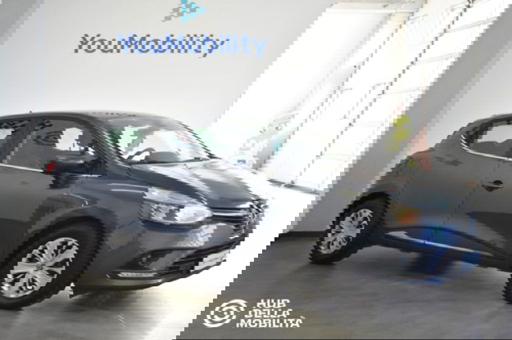 Renault Clio usata a Perugia (2)