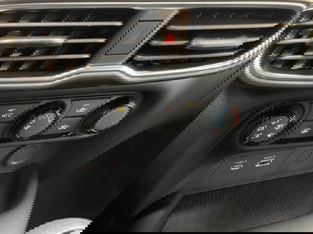 Nissan Juke nuova a Como (17)