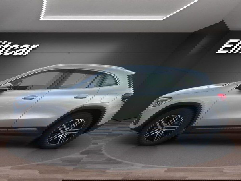 Mercedes-Benz GLA SUV usata a Novara (2)