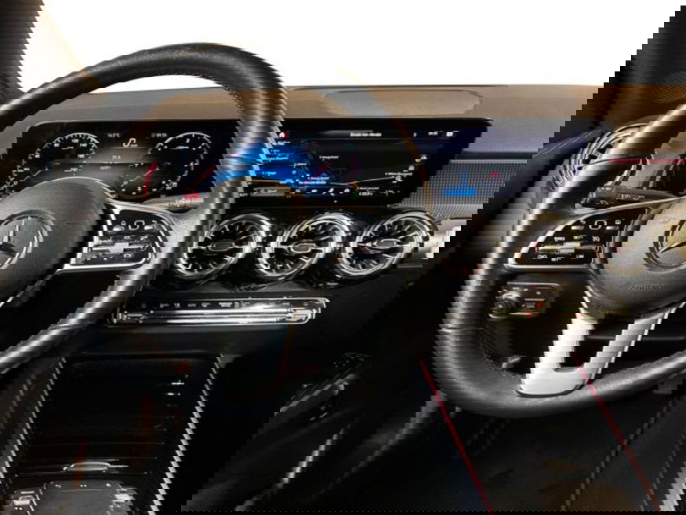 Mercedes-Benz GLB usata a Bologna (11)