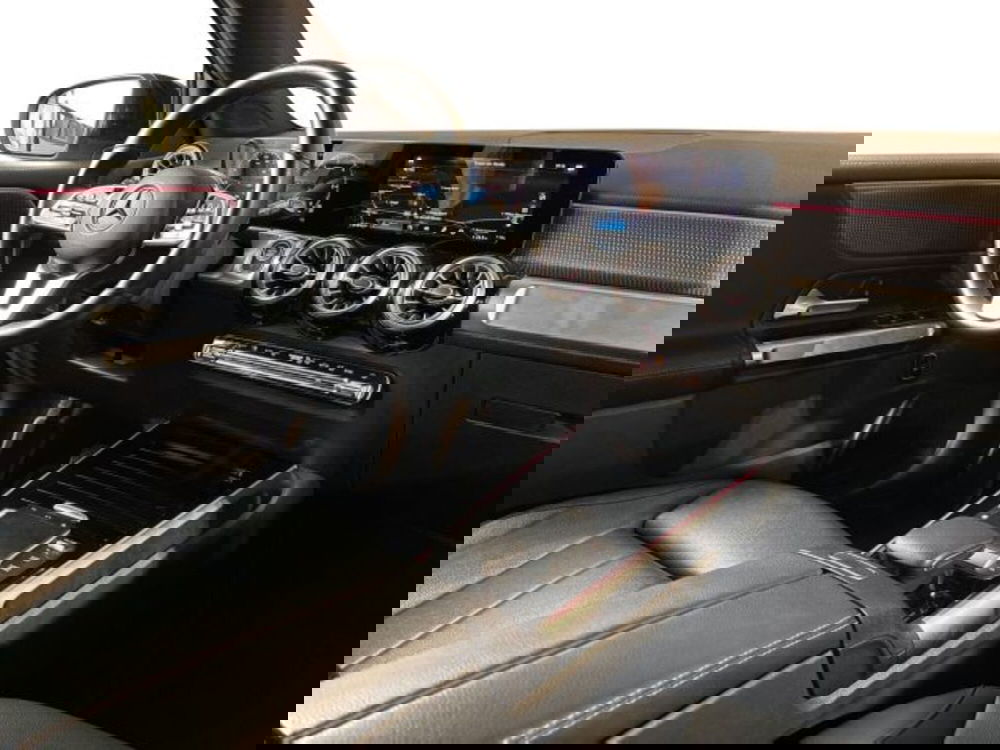 Mercedes-Benz GLB usata a Bologna (15)