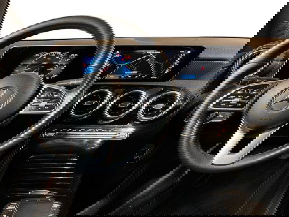 Mercedes-Benz CLA Shooting Brake usata a Bologna (11)