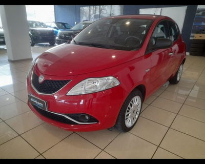 Lancia Ypsilon 1.2 69 CV 5 porte Silver del 2017 usata a Alessandria