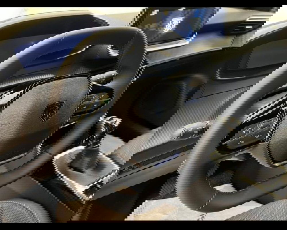 Peugeot 2008 nuova a Alessandria (12)