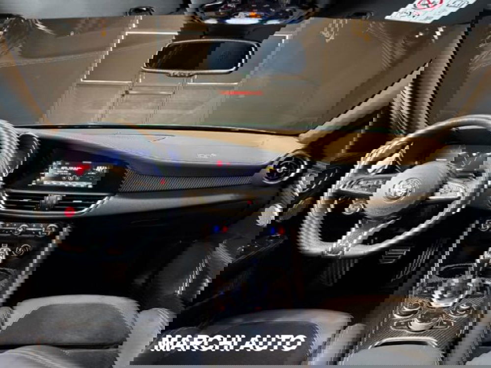 Alfa Romeo Giulia usata a Perugia (20)