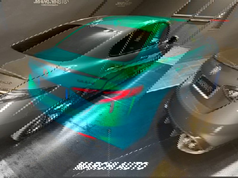 Alfa Romeo Giulia usata a Perugia (5)