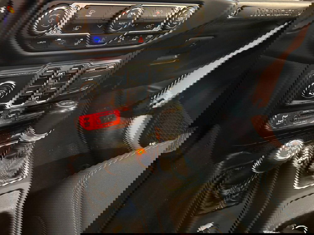 Jeep Wrangler Unlimited usata a Verona (13)