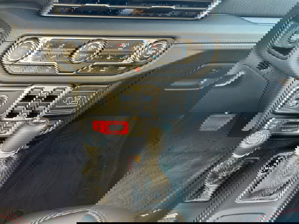 Jeep Wrangler Unlimited usata a Verona (10)