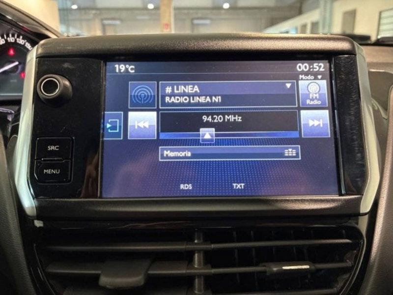 Peugeot 208 usata a Ancona (19)