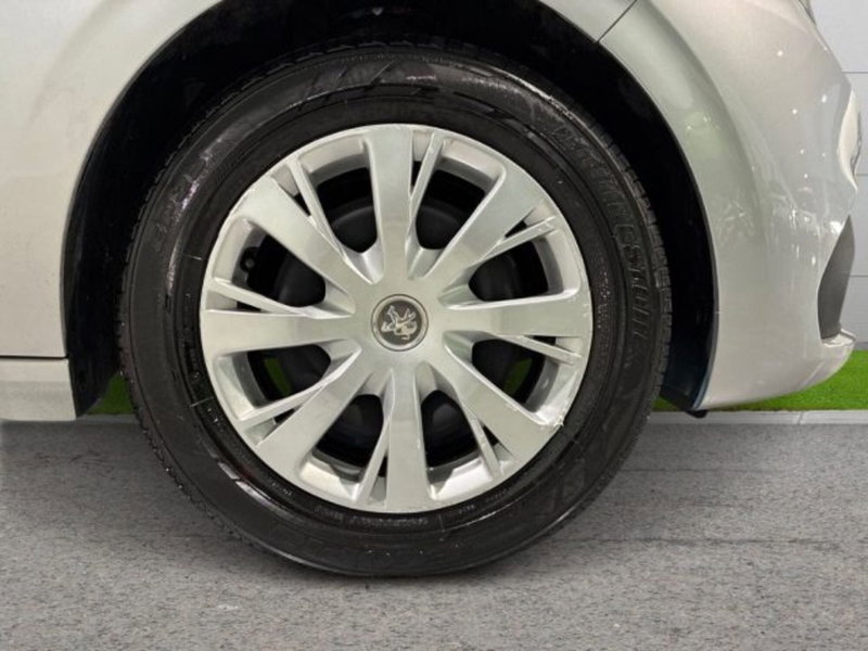 Peugeot 208 usata a Ancona (8)