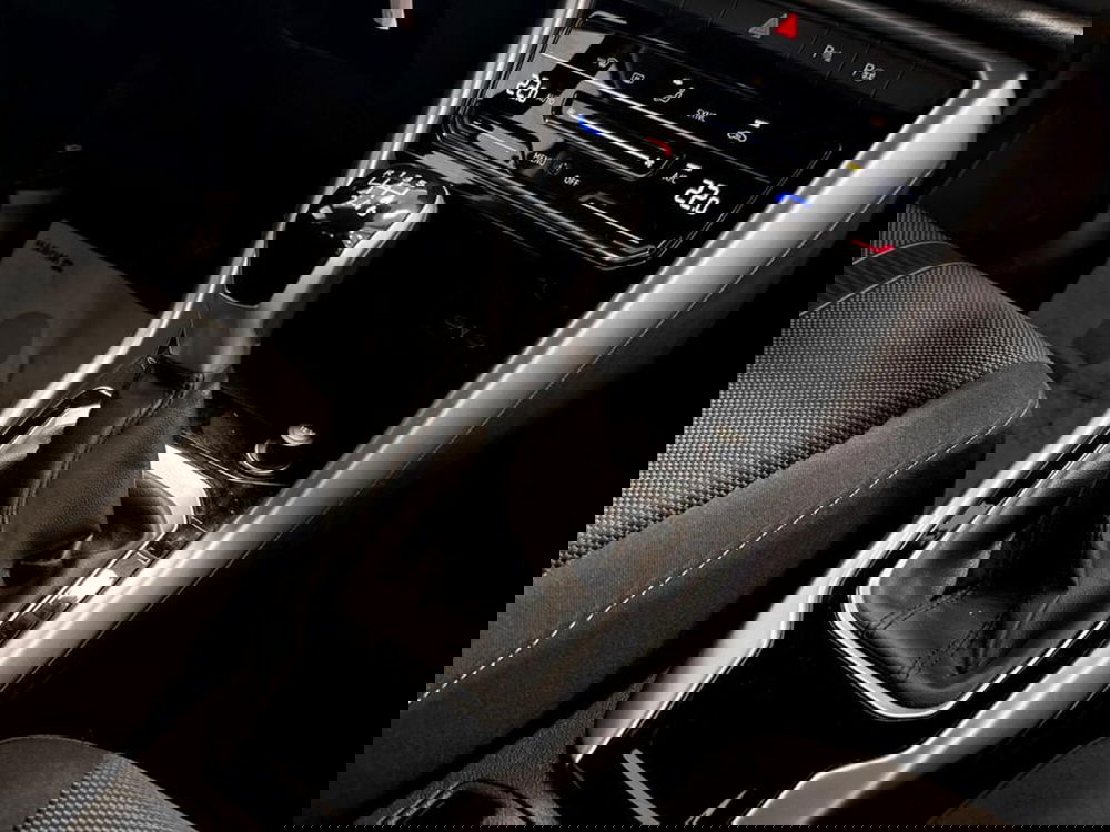 Volkswagen T-Roc usata a Piacenza (15)