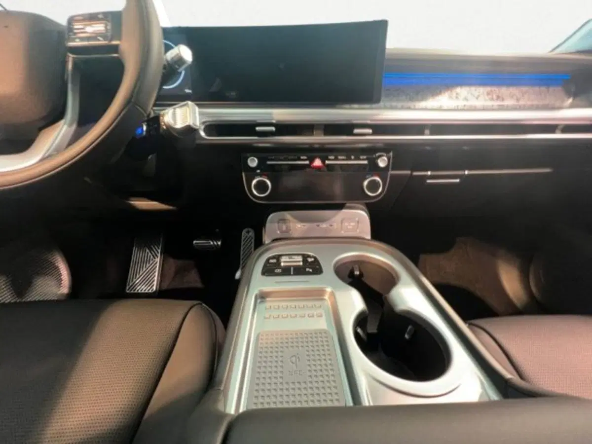 Hyundai Ioniq 9 nuova a Treviso (10)