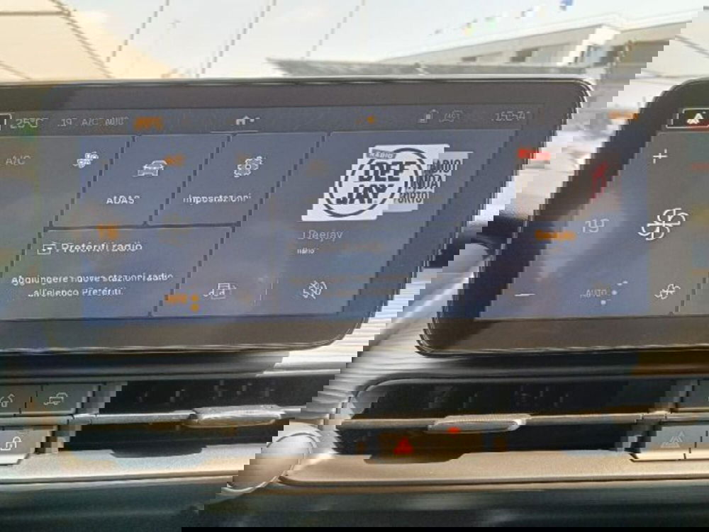 Jeep Avenger nuova a Brescia (20)