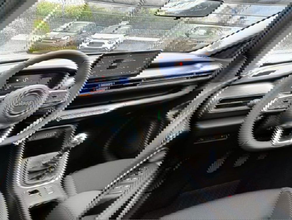 Jeep Avenger nuova a Brescia (6)