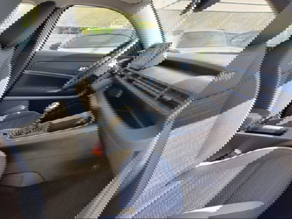 Jeep Avenger nuova a Brescia (17)