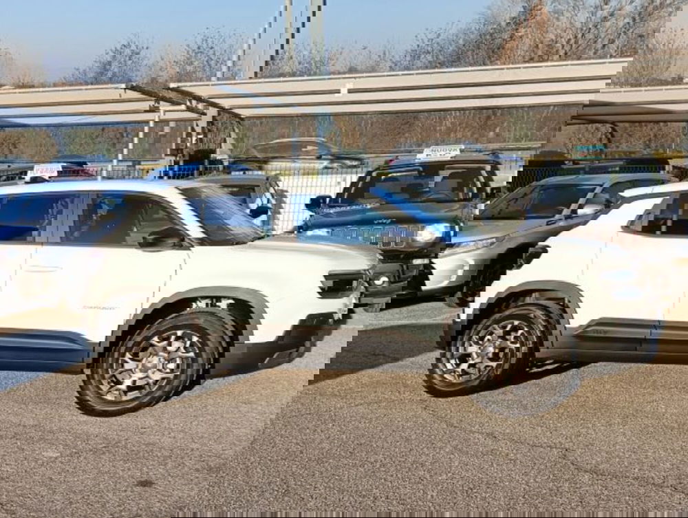 Jeep Avenger nuova a Brescia (4)