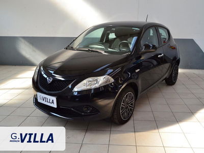 Lancia Ypsilon 1.0 FireFly 5 porte S&amp;S Hybrid Silver Plus del 2023 usata a Monza