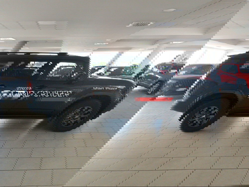 Toyota Land Cruiser usata a Lecce (7)