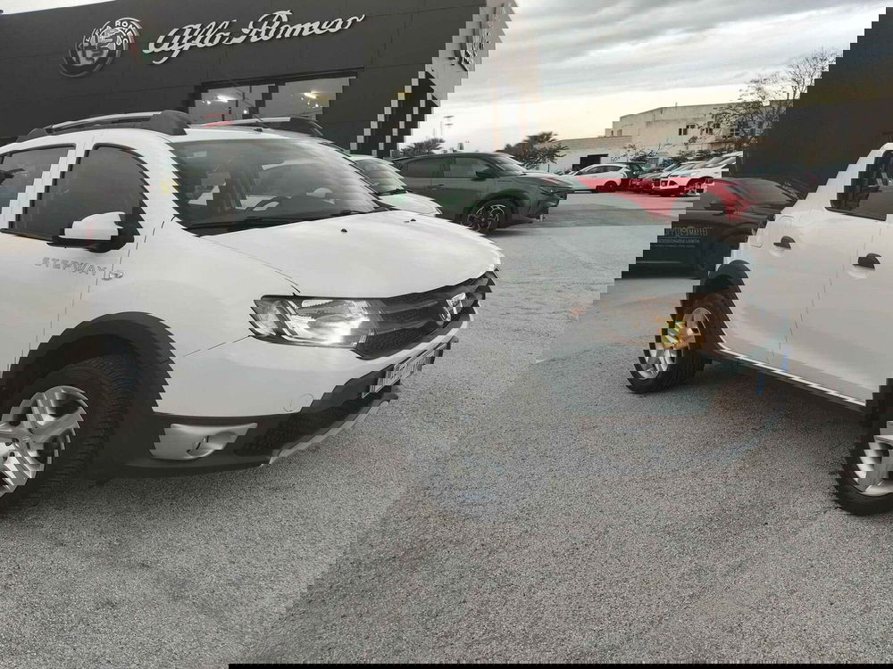 Dacia Sandero usata a Matera (5)