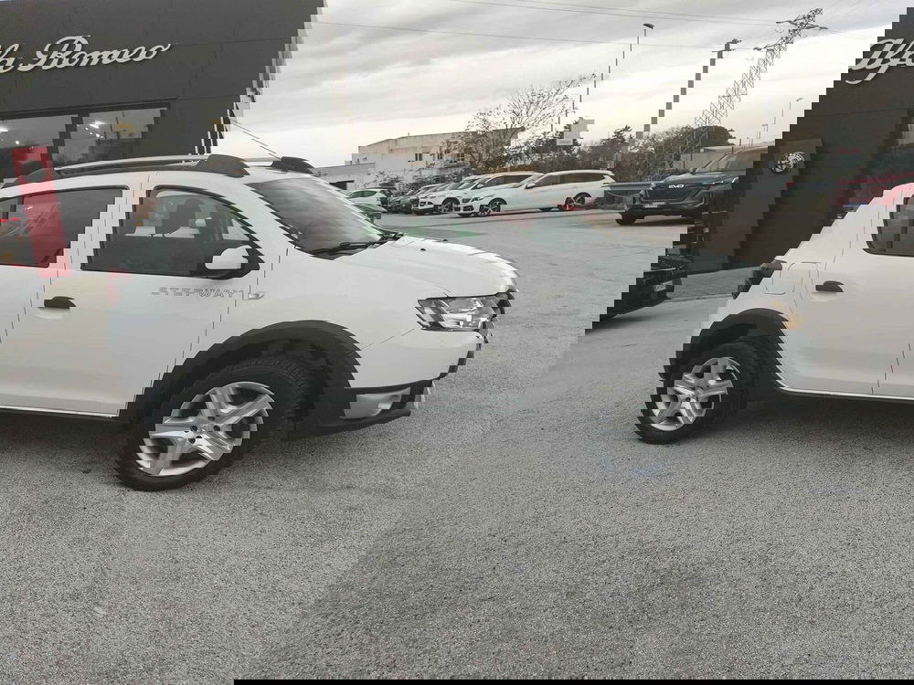 Dacia Sandero usata a Matera (6)