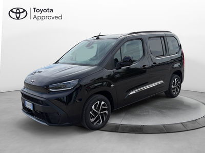 Toyota Proace City Verso City Verso 1.5D 130 CV S&amp;S Short Executive nuova a Melilli